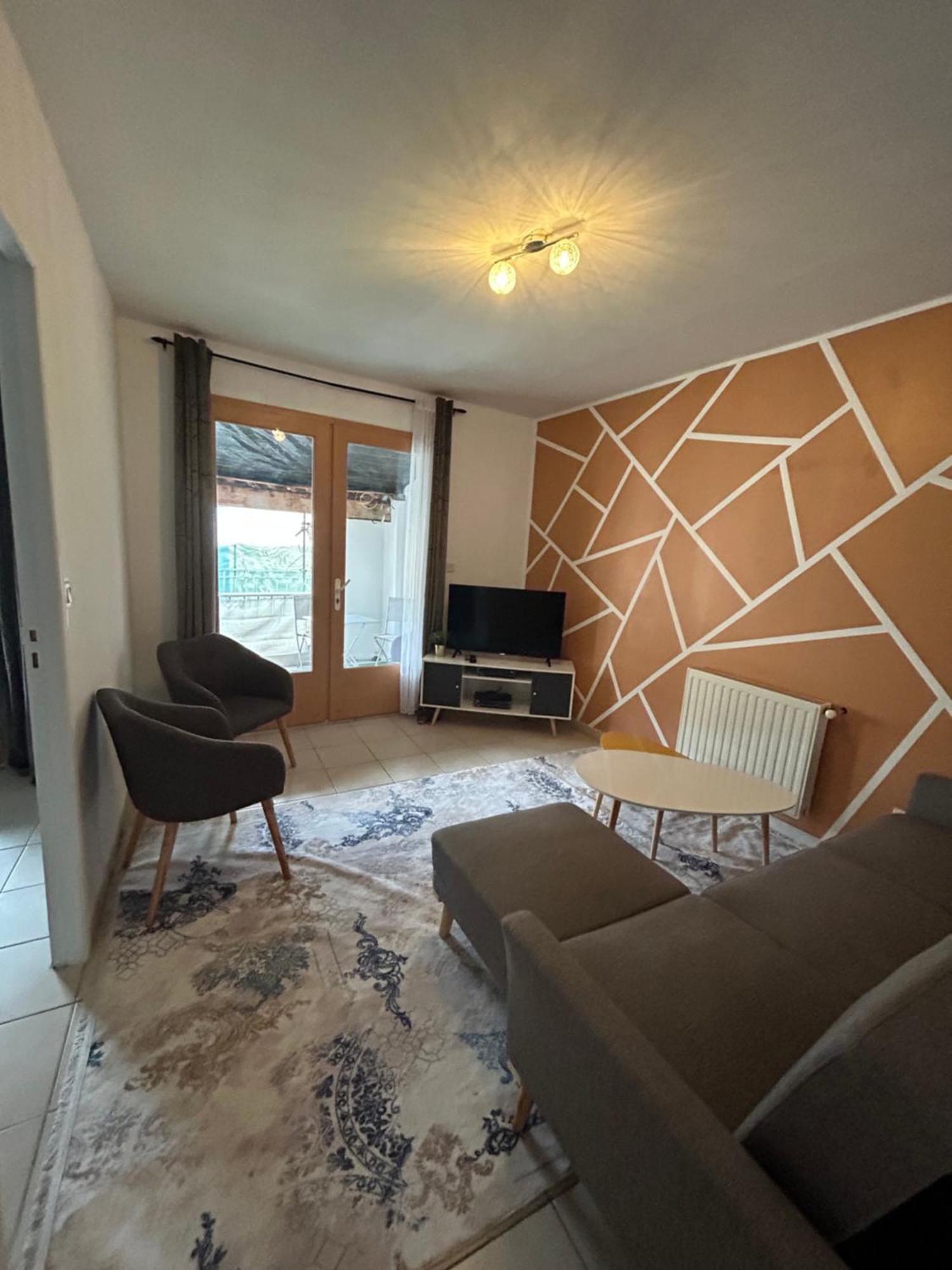 Charmant Appartement 2 Ch Nyons-Centre Ville Eksteriør billede